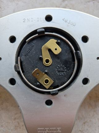 Volante Momo in pelle - Boost