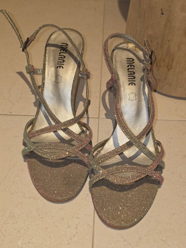 Sandalias Melanie brillo dorado 37