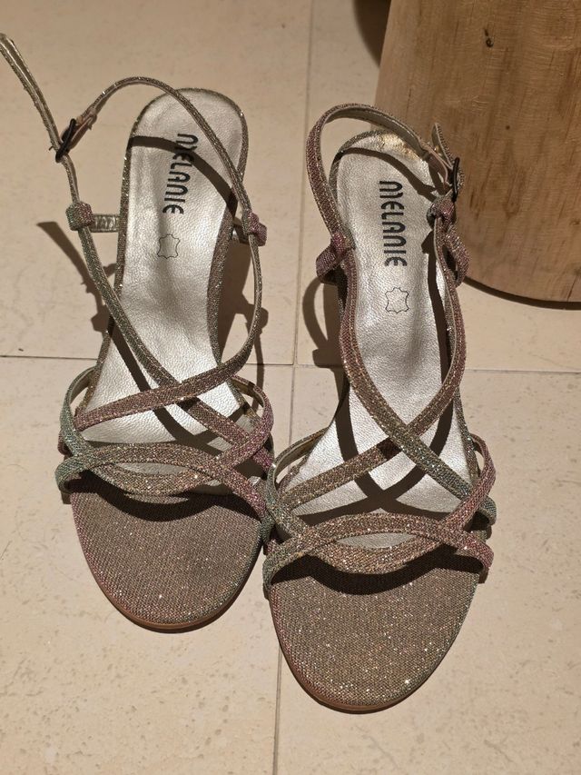 Sandalias Melanie brillo dorado 37