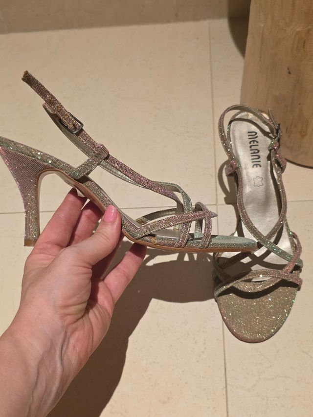 Sandalias Melanie brillo dorado 37