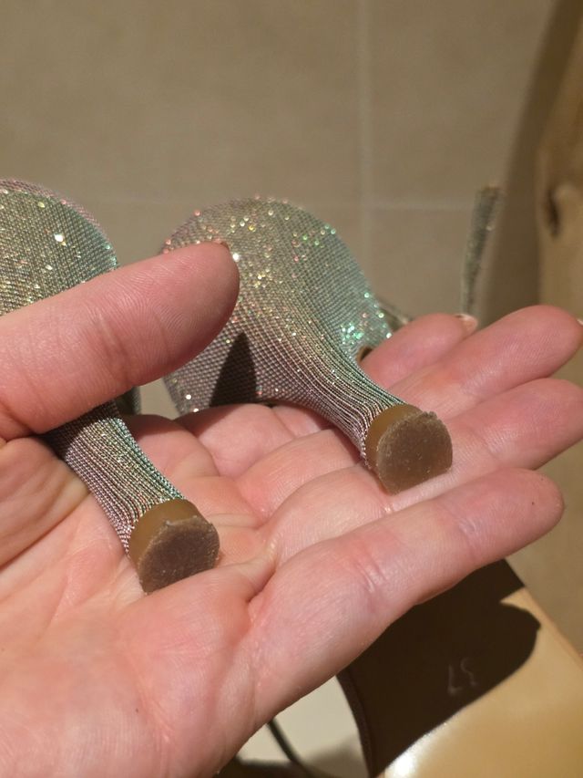 Sandalias Melanie brillo dorado 37