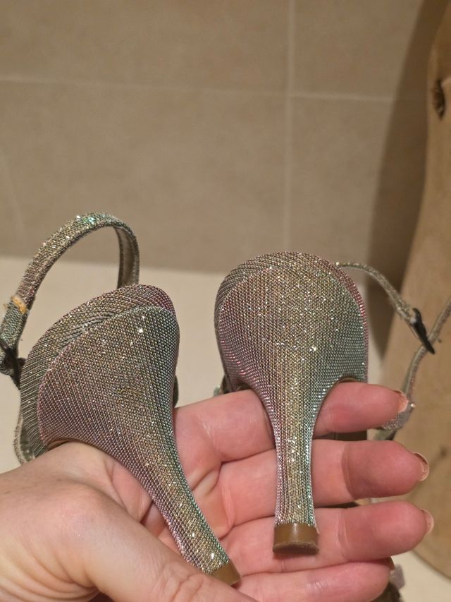 Sandalias Melanie brillo dorado 37