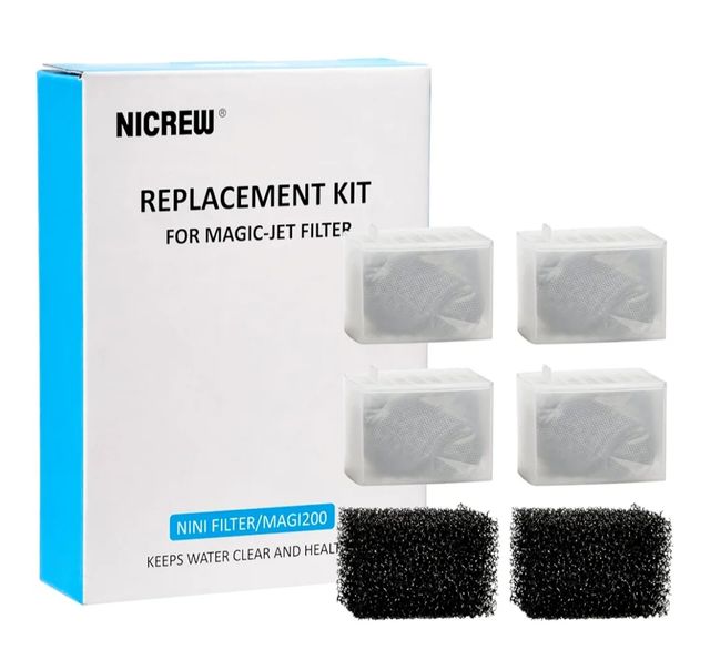 Pecera hexagonal 40*40 cm de 25 L. y accesorios.