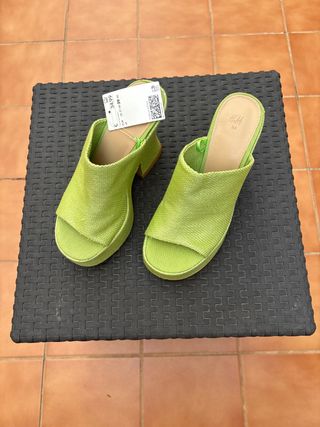 Tacones H&M verdes - talla 39
