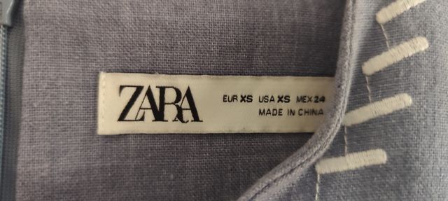 Vestido Zara azul bordado flores