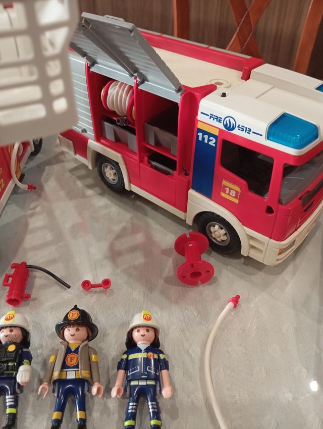 Playmobil Bomberos - Vehículos y Figuras