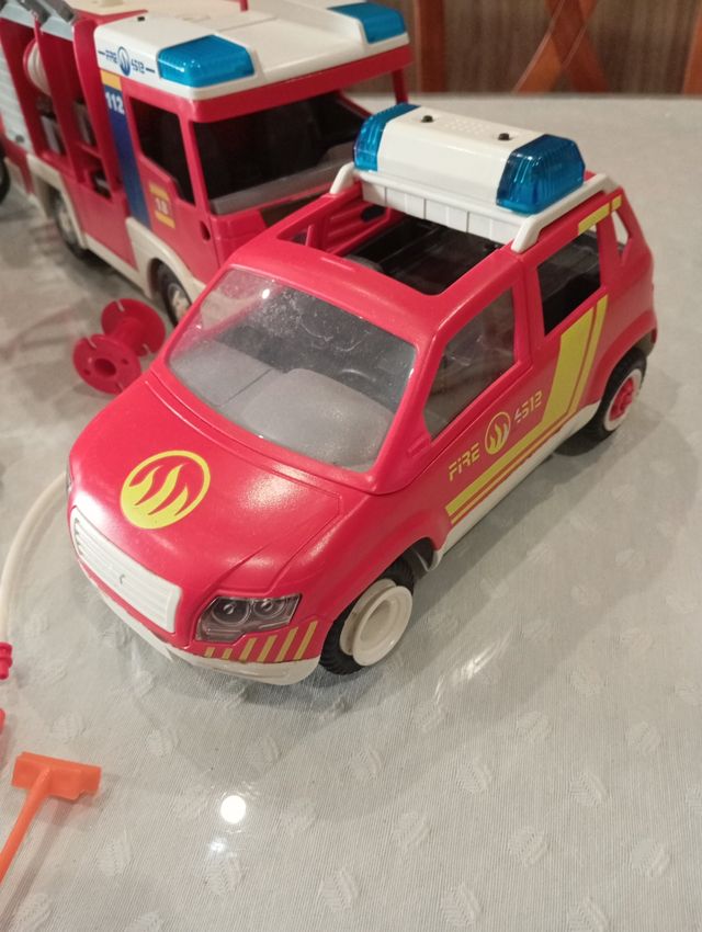Playmobil Bomberos - Vehículos y Figuras