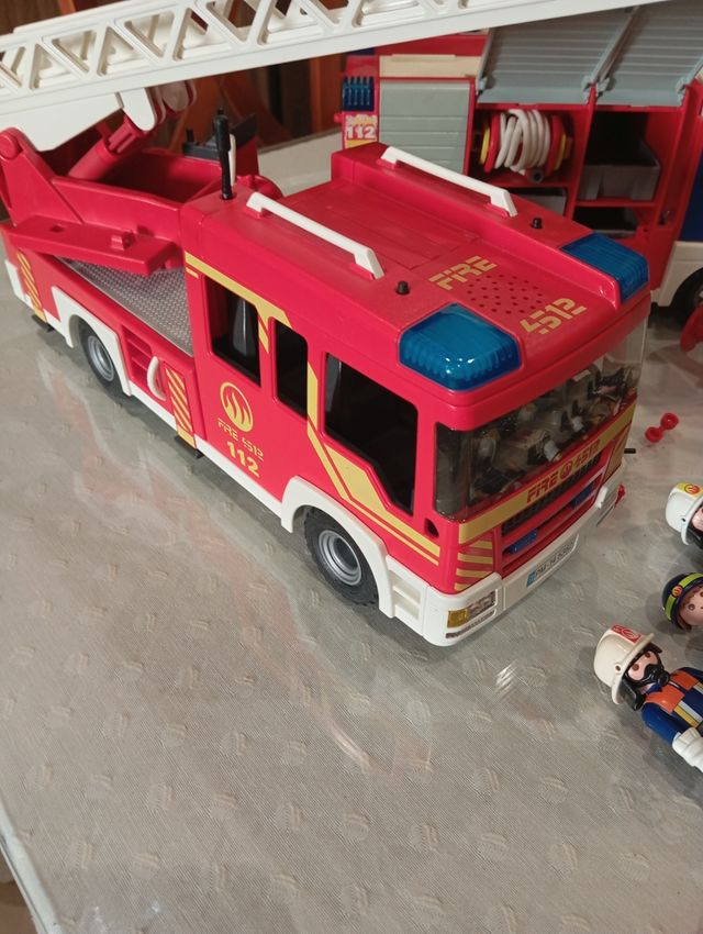 Playmobil Bomberos - Vehículos y Figuras