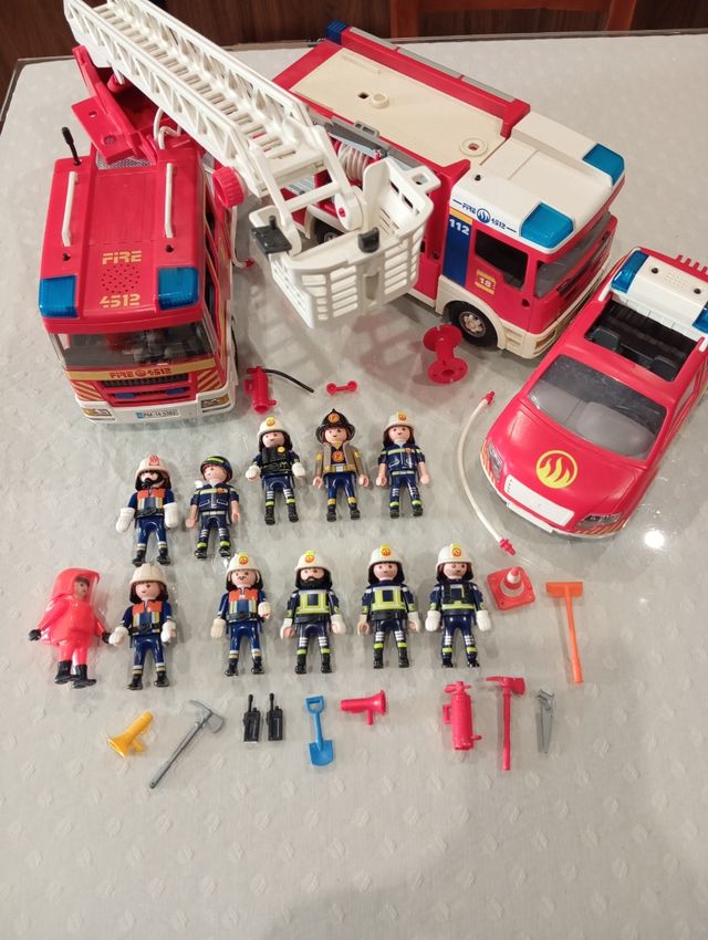 Playmobil Bomberos - Vehículos y Figuras