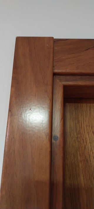 Puerta madera maciza de etimoe acristalada