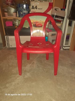 Silla infantil Cars - roja