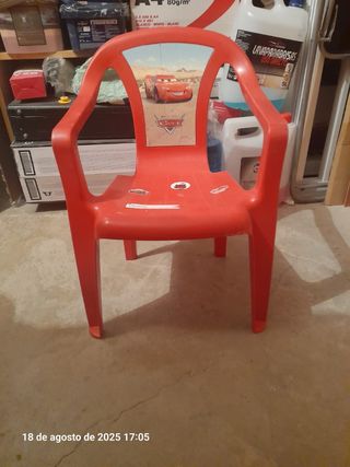 Silla infantil Cars - roja
