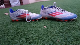 Adidas F50 - Botas fútbol talla 38.5