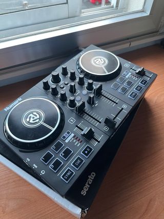 Numark Party Mix Mesa de Mezclas DJ