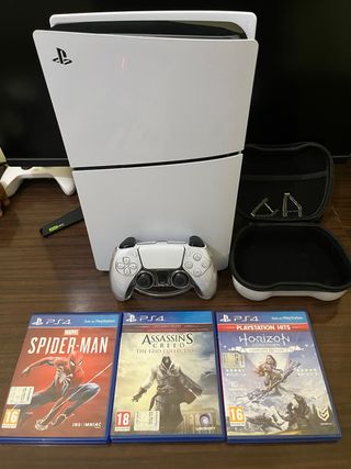 PS5 Slim Bianca - 3 Giochi
