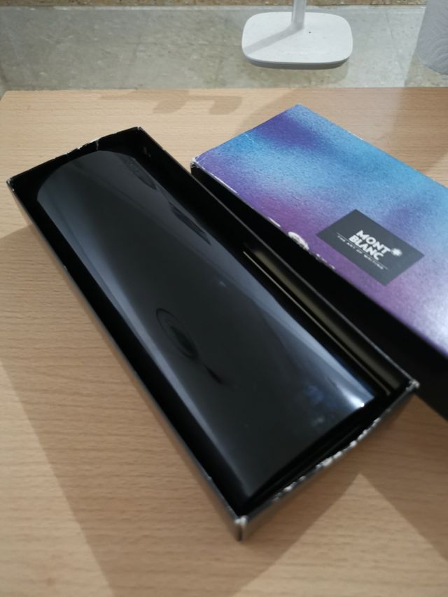 Montblanc estuche solo la caja