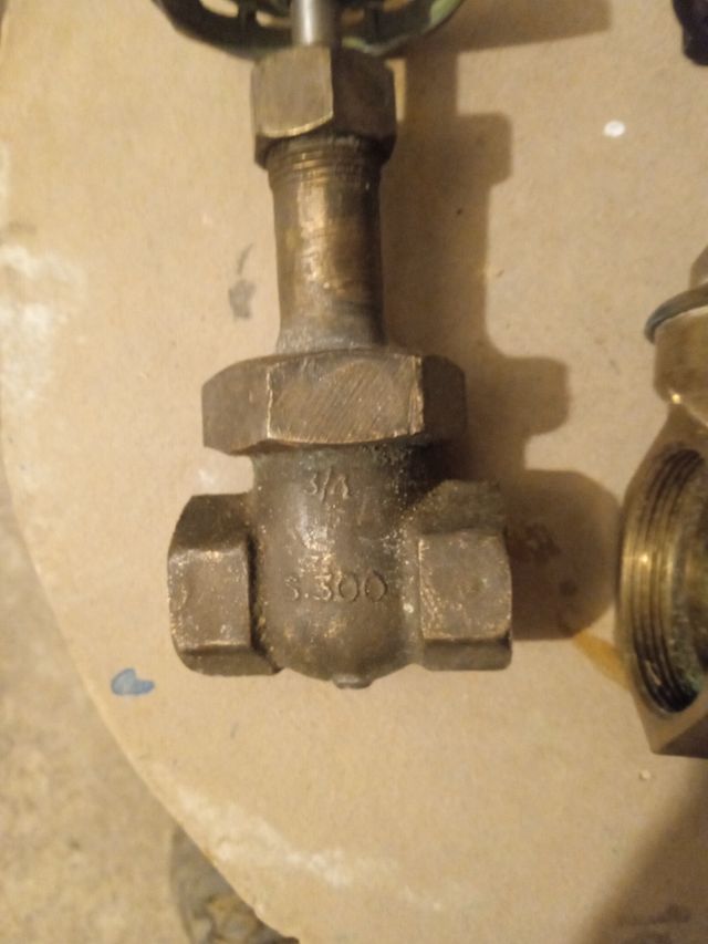 Válvulas latón (grifería) llaves.