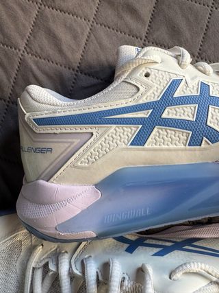Zapatillas Asics Gel Challenger Blancas y Azules