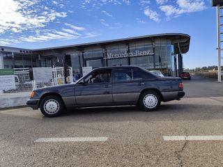 Mercedes-Benz Clase E 1993