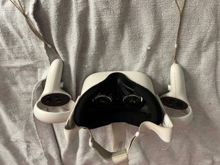 Oculus/Meta Quest 2 VR Headset