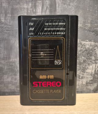 Walkman Stereo AM-FM
Lenoxx Sound 909