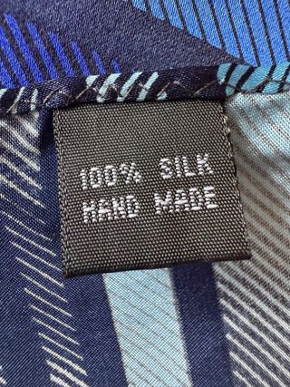 Pochette seta toni azzurro e blu