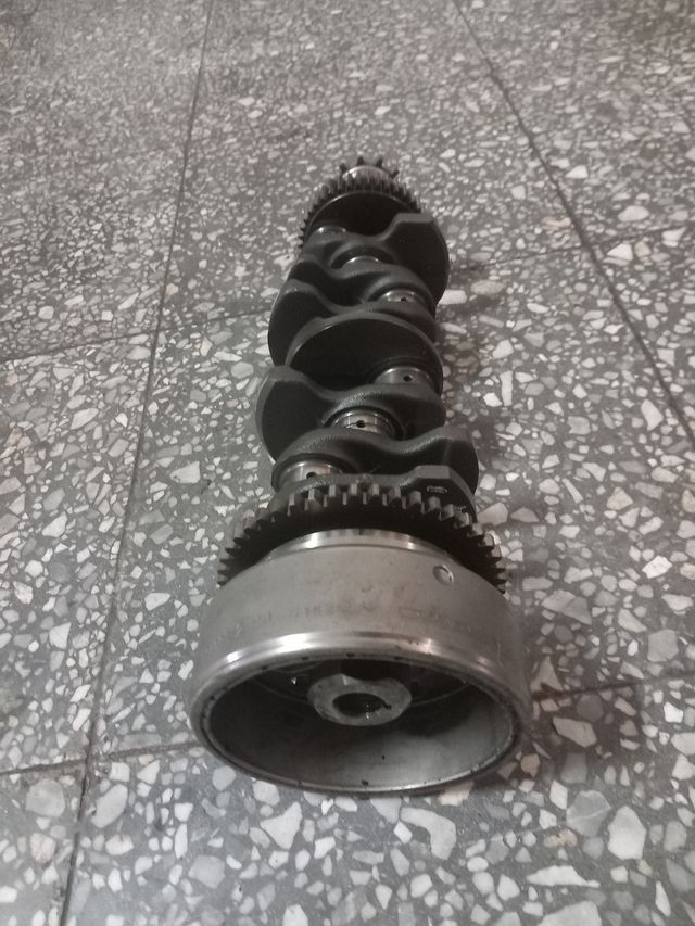 Cigueñal honda cnr 600 pc25