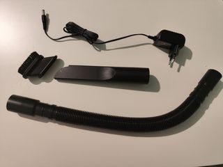 Aspirador de mano alta succiob inalámbrico. 