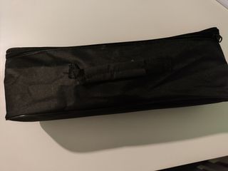Aspirador de mano alta succiob inalámbrico. 