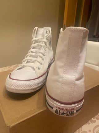 Converse blancas altas