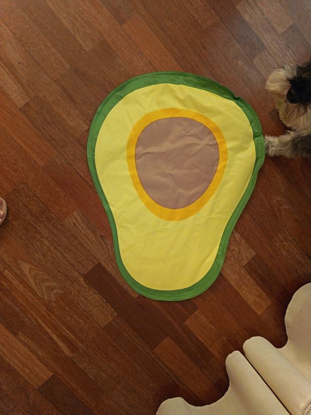 Alfombra aguacate mascota