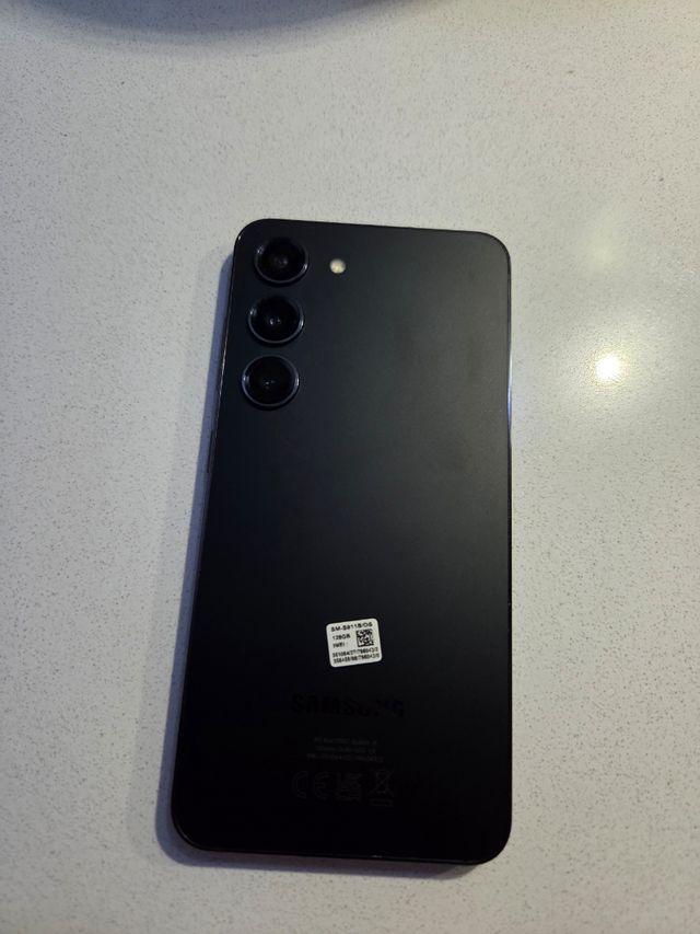 Samsung Galaxy S23 128GB - Negro