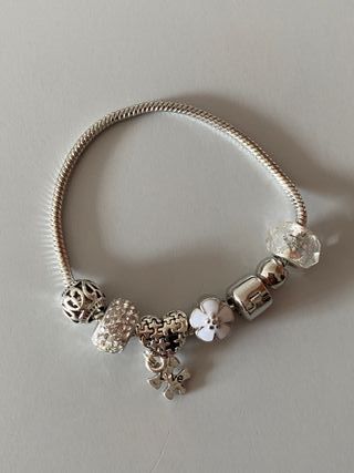 Pulsera charms