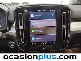 Volvo XC40 B3 G Core Dark Auto 120 kW (163 CV)