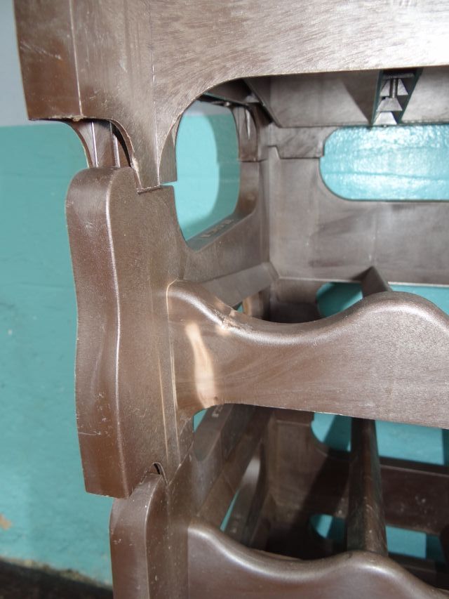 Botellero plástico marrón antiguo (x8)