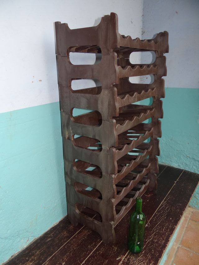 Botellero plástico marrón antiguo (x8)