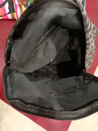 Mochila leopardo gris