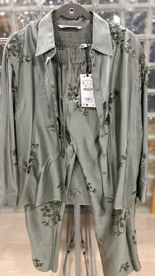 Traje pijamero Zara - Verde Oliva