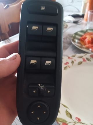 Botonera elevalunas - Citroen C4 C4  Peugeot 308