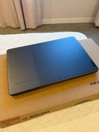 Portátil Lenovo Chromebook Plus NUEVO