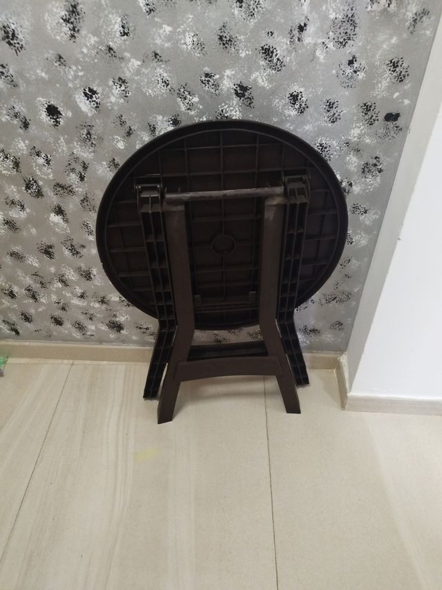 Mesa Plegable Marrón