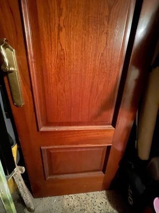 Puerta madera maciza