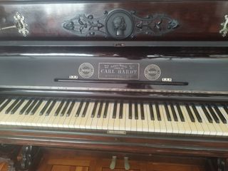 Piano Carl Hardt Antiguo