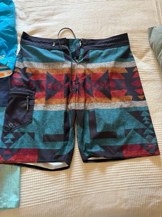 3 Bañadores Hurley & Superdry & Vans - Talla M