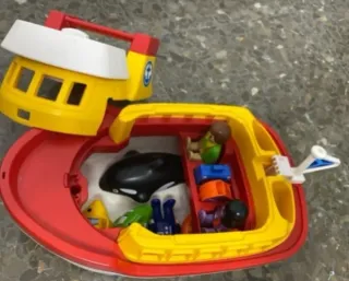 Barco Playmobil infantil con animales
