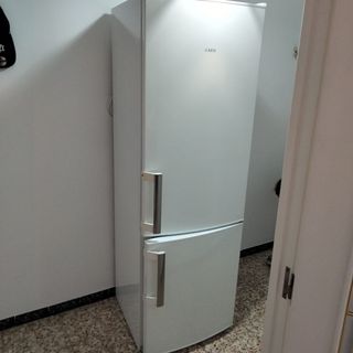Nevera AEG blanca(oferta)