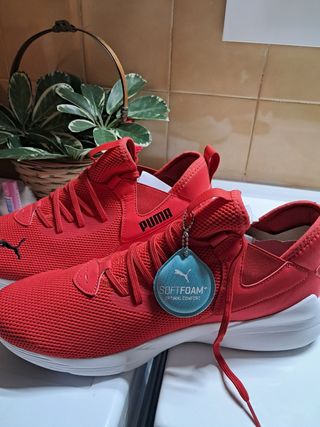 Zapatillas Puma rojas Softfoam+