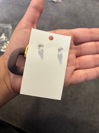 Pendientes marrón y dorado