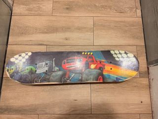 Monopatín Blaze Monster Machines