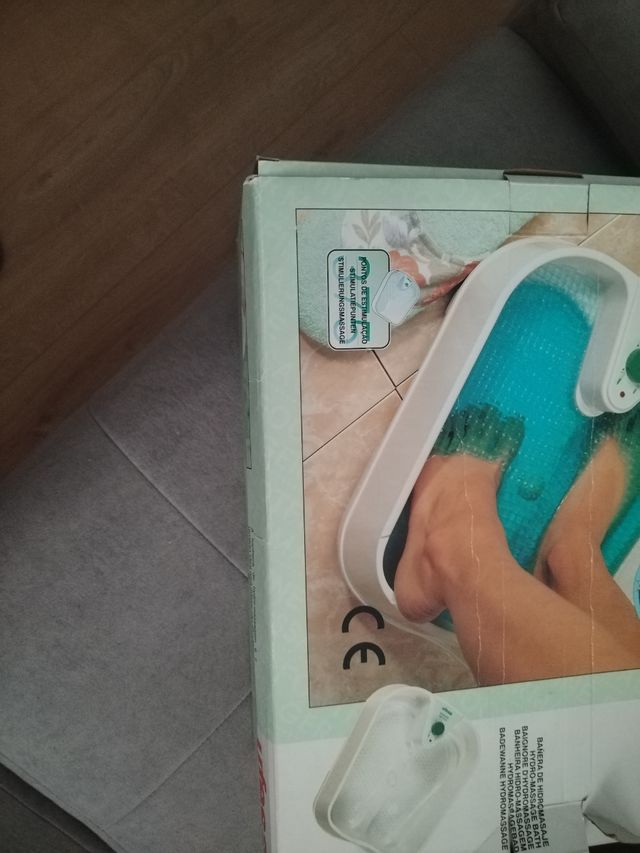 Vasca idromassaggio per i piedi